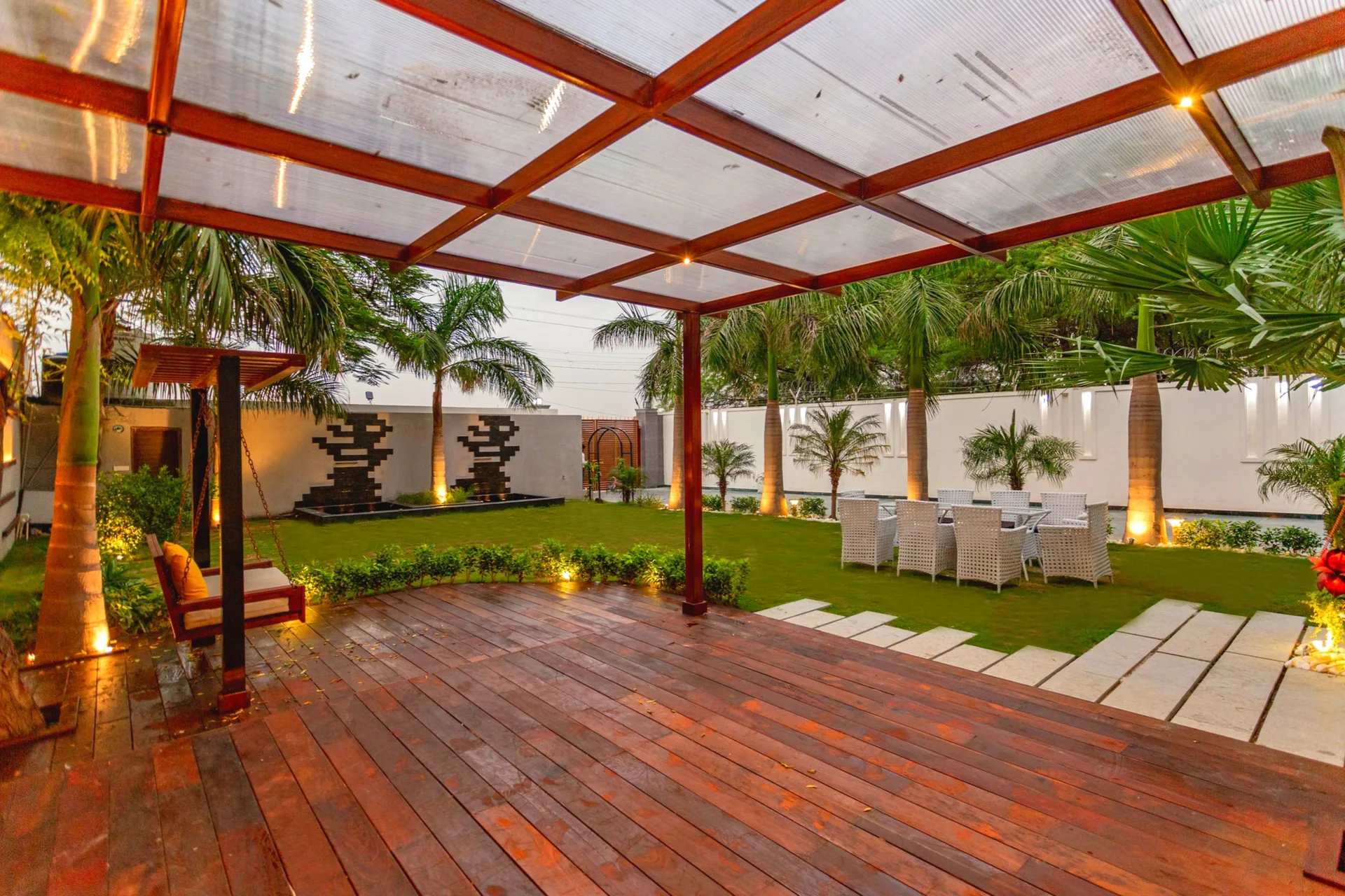 Backyards by LifeWall