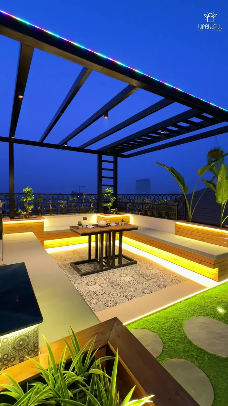 Film of a terrace with swing, pergola and spa room